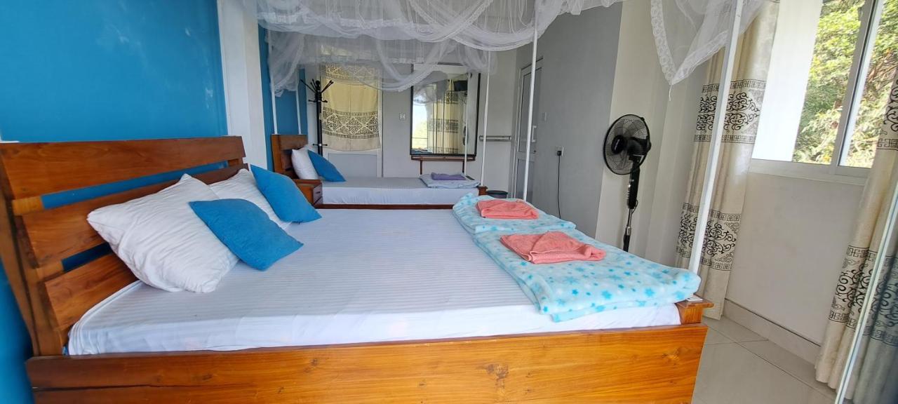 The " Onex Paradise " Ella Room photo